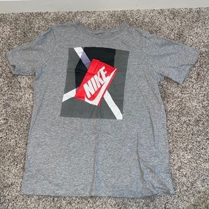 grey nike shirt